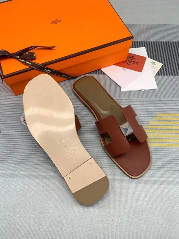 Hermes Shoe 